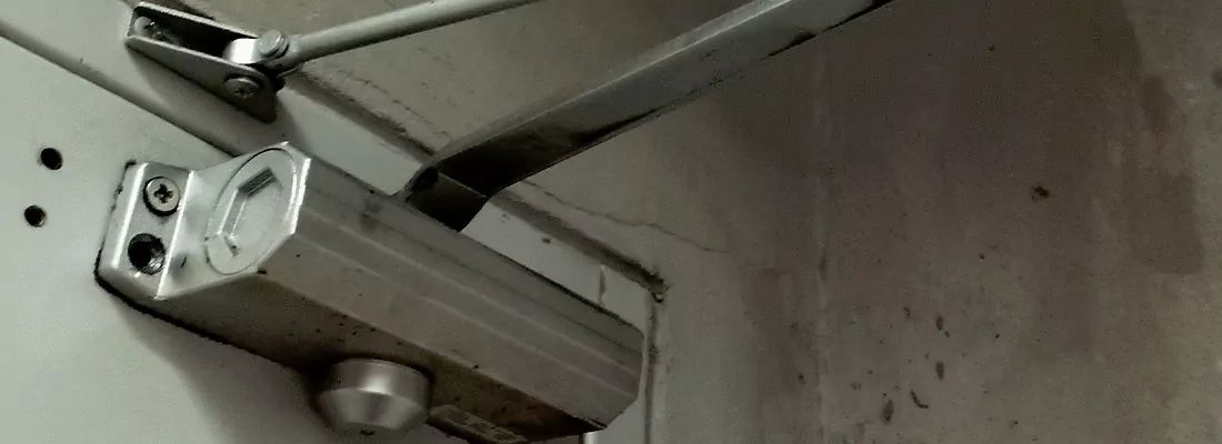 Door Closer Adjustment in Jasmine Estates, FL